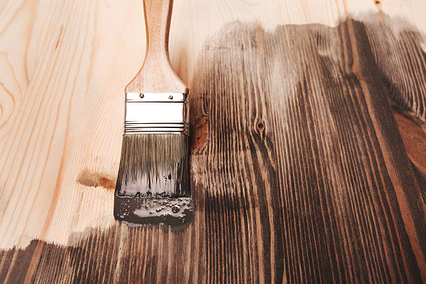 мазки краски кисти - wood coating floor house стоковые фото и изображения