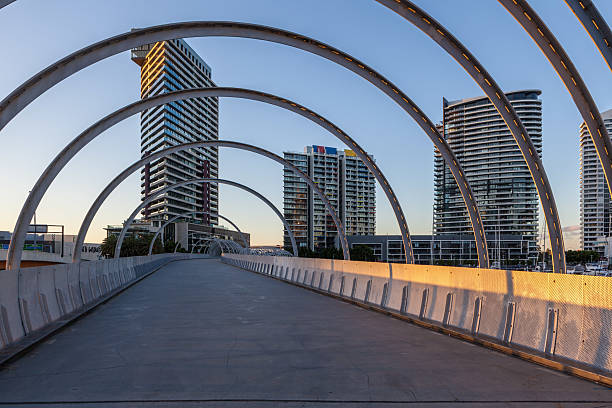istock Webb bridge and residential high rise, Docklands, Melbourne 513300464