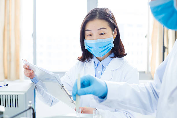 istock people do medical experiment in lab 513309682