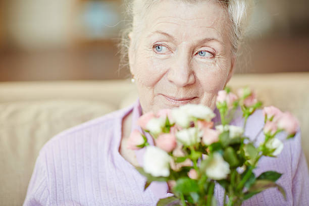 istock Beautiful woman 513314274