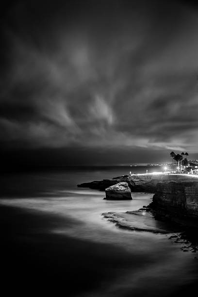 istock Moody Seascape No. 4 513316068