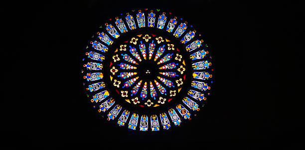 rosácea. - rose window - fotografias e filmes do acervo