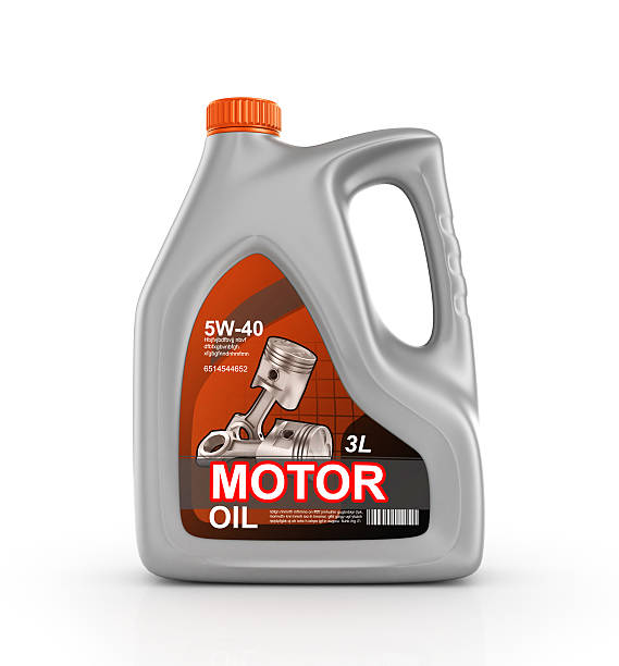 istock Can of motor oil 513321982