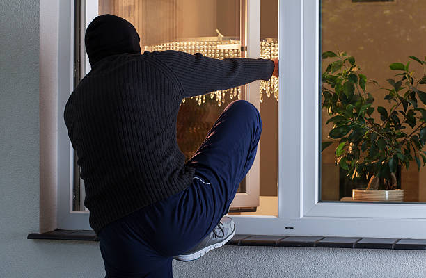 istock Burglary into the house 513381961