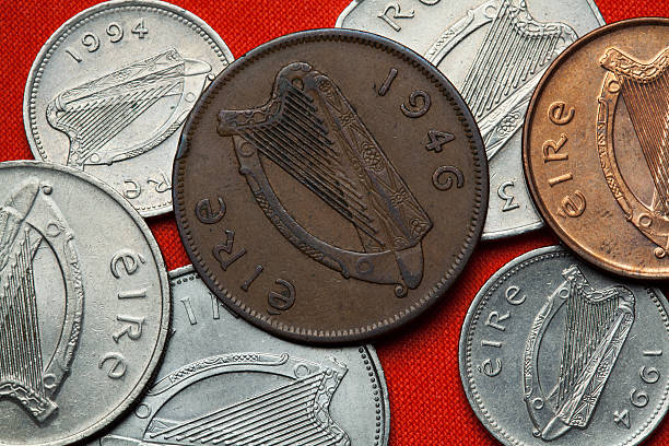 istock Coins of Ireland. Celtic harp 513393652