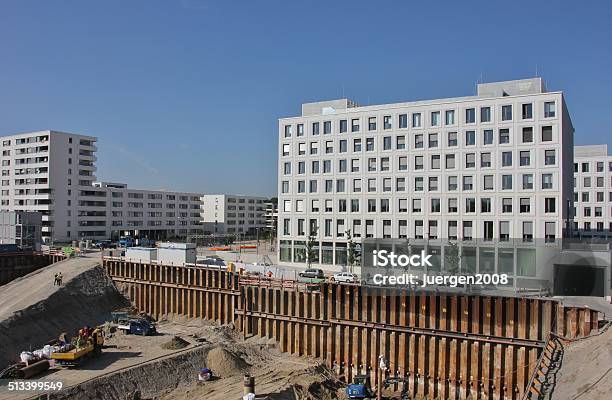 Baustelle Stockfoto und mehr Bilder von Aktivitäten und Sport - Aktivitäten und Sport, Arbeiten, Arrangieren