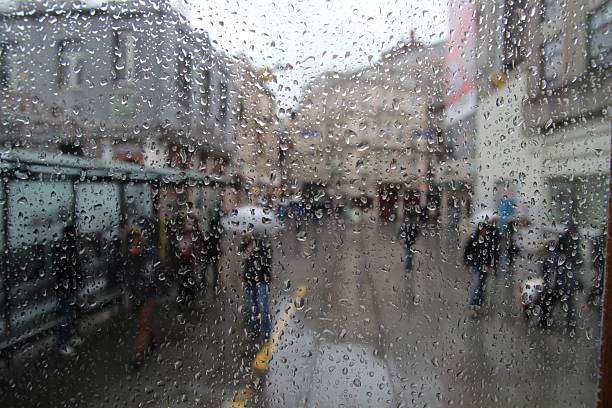 трамвай в осеннего - road autumn highway rain стоковые фото и изображения