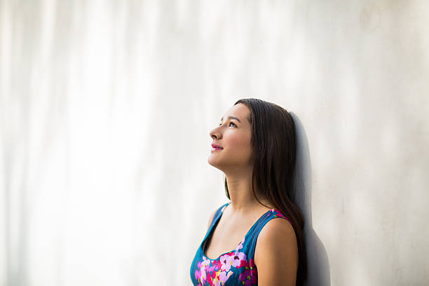 istock Teenage girl thinking 513420022