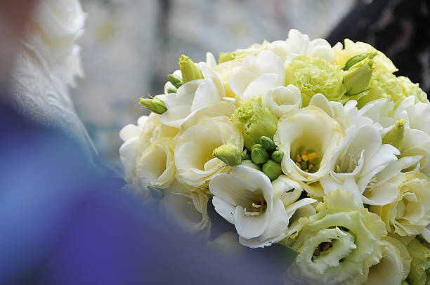 istock Bunch of flowers 513423212