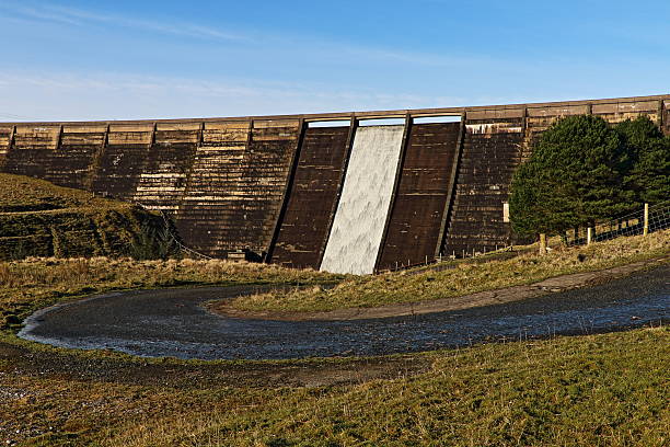 Baitings Dam, West Yorkshire, England, The Road Down