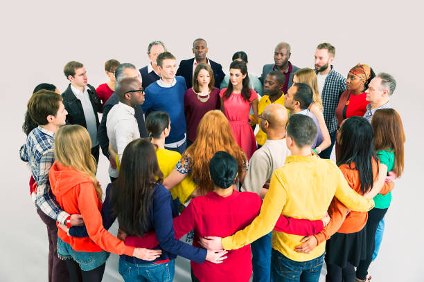 istock Business people in huddle 513438903
