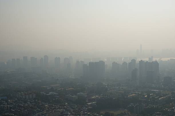 istock mist in the seoul city 513442032
