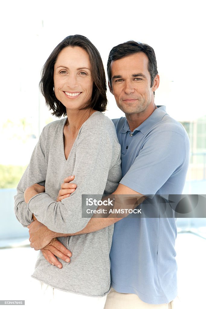 En amor pareja madura - Foto de stock de 40-49 años libre de derechos