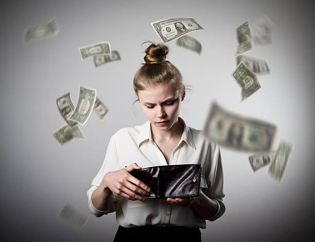 istock Woman and wallet. Dollars. 513472280