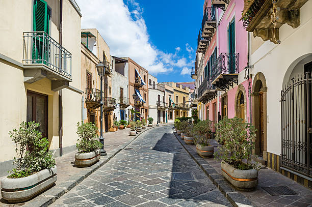 istock Lipari colorful old town streets 513473197