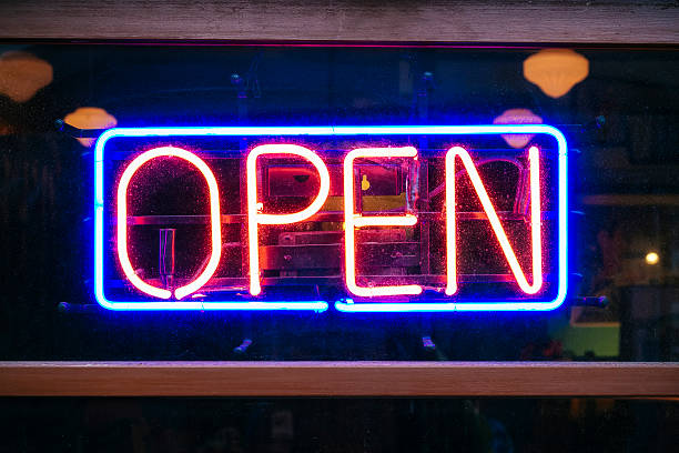 istock Neon Sign Open signage Light Bar Restaurant Shop 513474388