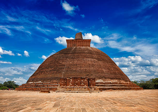 istock Jetavaranama dagoba Buddhist stupa in ancient city 513483910