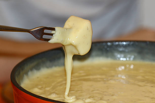 istock Swiss cheese fondue 513489006