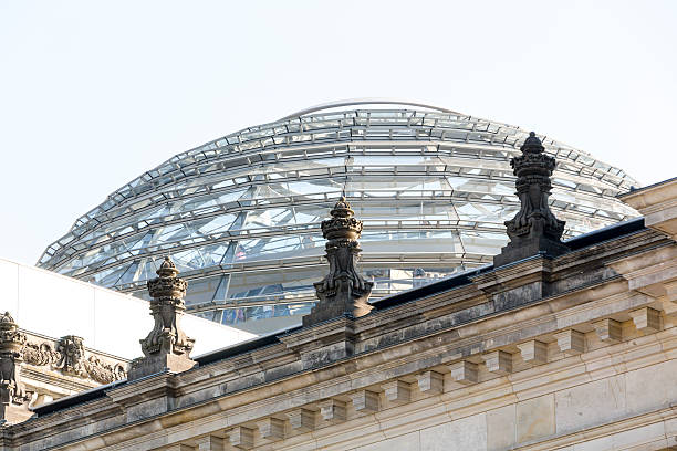 cúpula en el reichstag, alemán - berlin germany the reichstag german culture contemporary fotografías e imágenes de stock