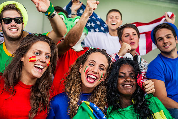 istock Group of supporters 513540172