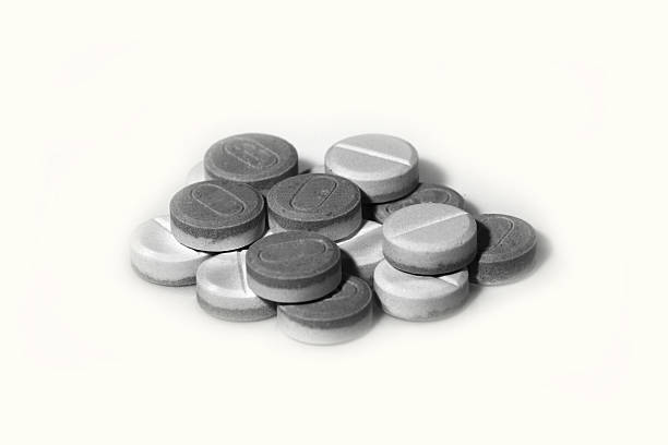 istock expired drugs Black and White 513567795