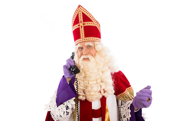 istock Sinterklaas with telephone 513569011