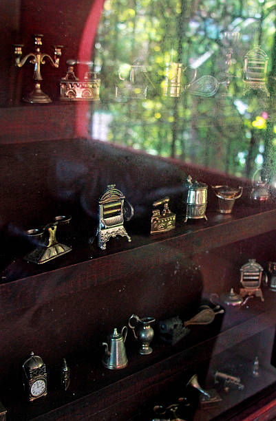 istock Antique Trinkets Behind Glass 513572859
