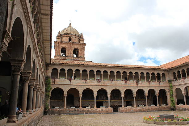 istock Courtyard of Koricancha 513582822