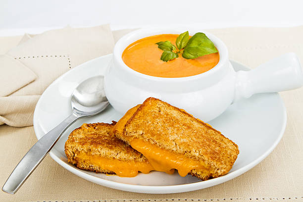 istock Grilled Cheese Sandwich With Tomato Soup 513583212