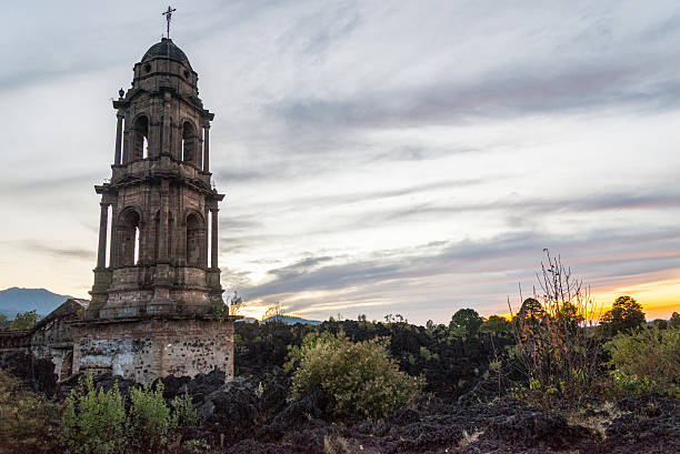 istock Temple ruins in Michoacan 513583698