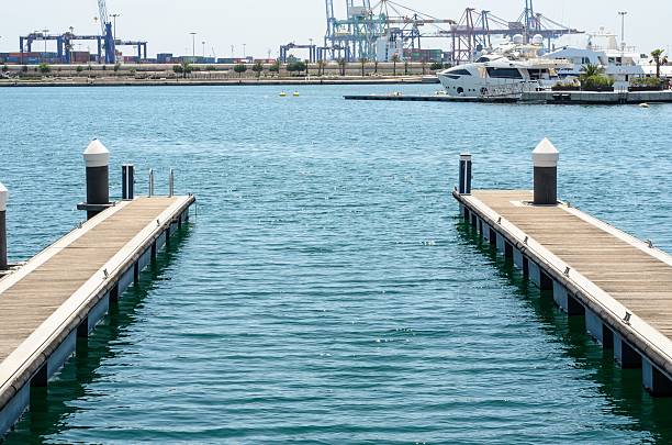 istock Docked boats in a harbor 513598548