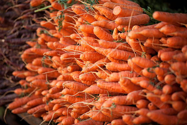 istock Farmers Market 513607323