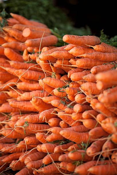 istock Farmers Market 513607327