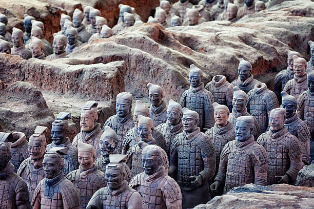 Terracotta Army The Terracotta Army dates to the Qin Dynasty (210 BC) they were built for the first emperor of China, Qin Shi Huang. terracotta soldiers stock pictures, royalty-free photos & images
