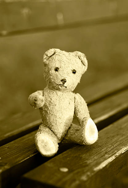 istock Toy bear giving paw 513627556