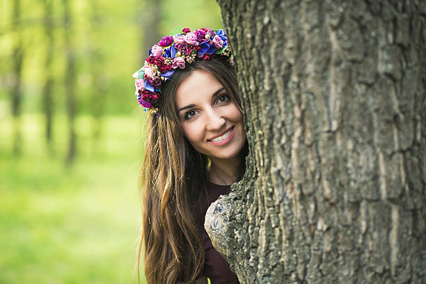 istock Beautiful girl in a wreath 513630290