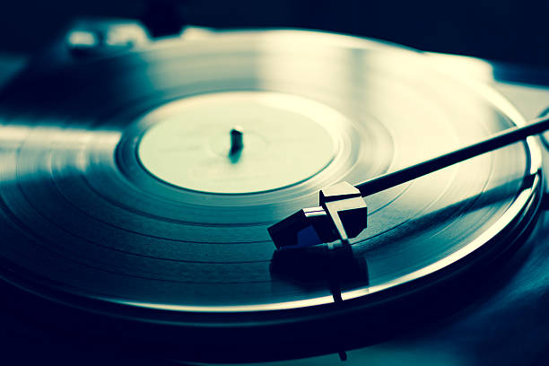 istock Vintage record player with vinyl disc, close-up 513631444