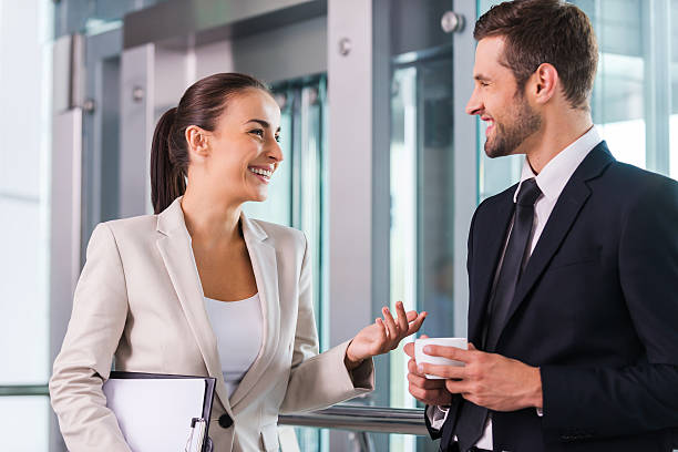 istock Taking time to chat with colleague. 513635633
