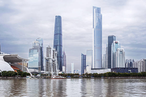 очертания города гуанчжоу - symmetry axis стоковые фото и изображения