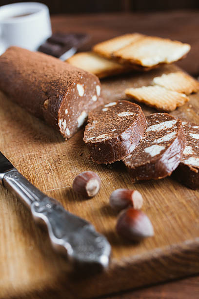 istock Sweet chocolate sausage biscuit 513642632
