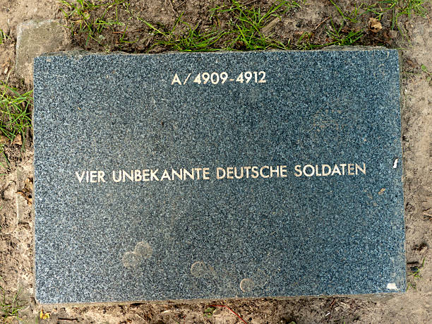 istock Tombstone World War I 513648035