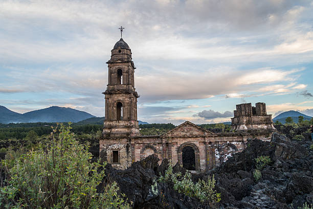 istock Temple ruins in Michoacan 513673104