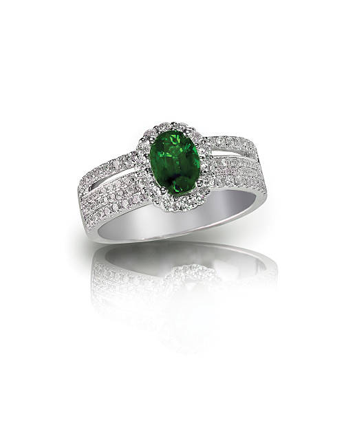 istock green emerald fashion engagement diamond ring band 513685616
