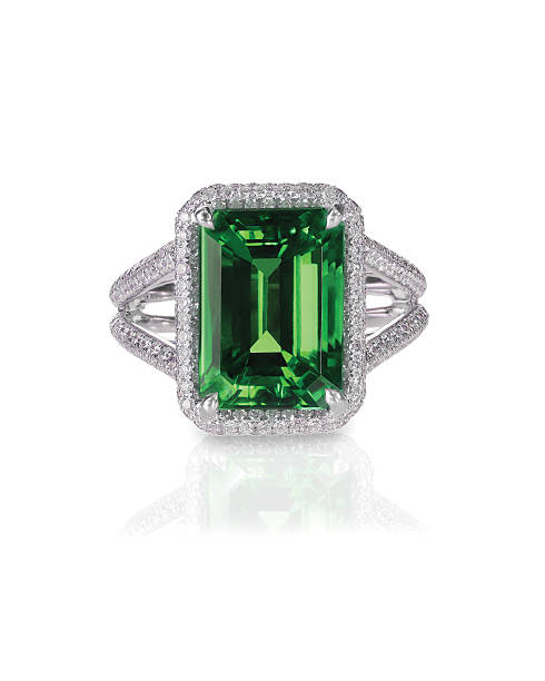 istock green emerald fashion engagement diamond ring band 513689982