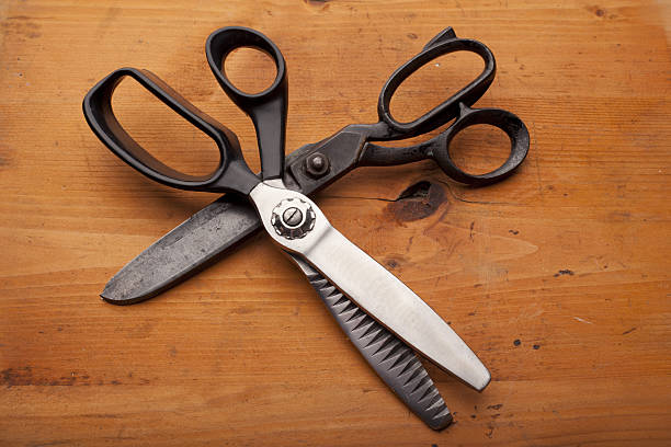 istock dressmaker shears and Pinking shears  tailor/craft concept on wo 513726847