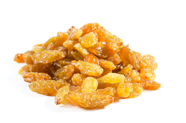 istock Dried raisins isolated on white background 513730527