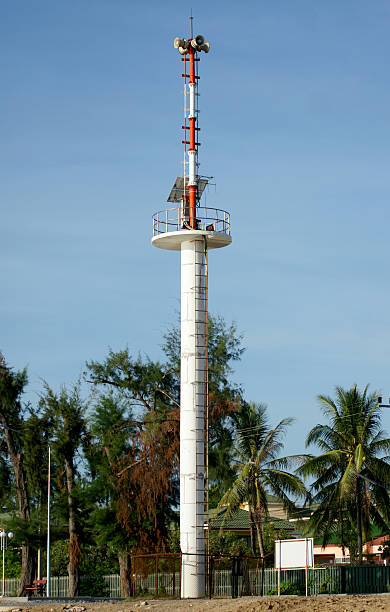 цунами внимание tower» в таиланде - indian ocean flash стоковые фото и изображения