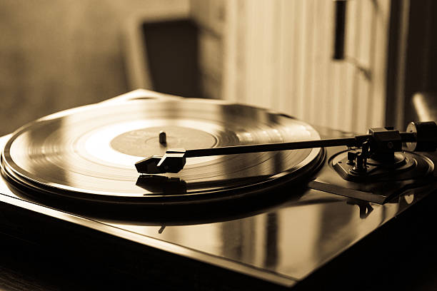 istock Vintage record player with vinyl disc, close-up 513741708