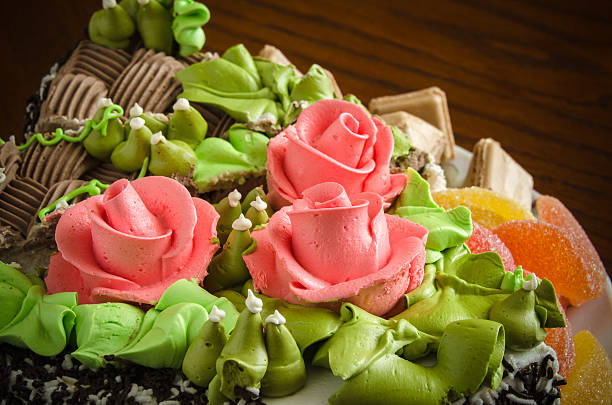 istock fresh tasty cake on a table kolloriyny 513743788