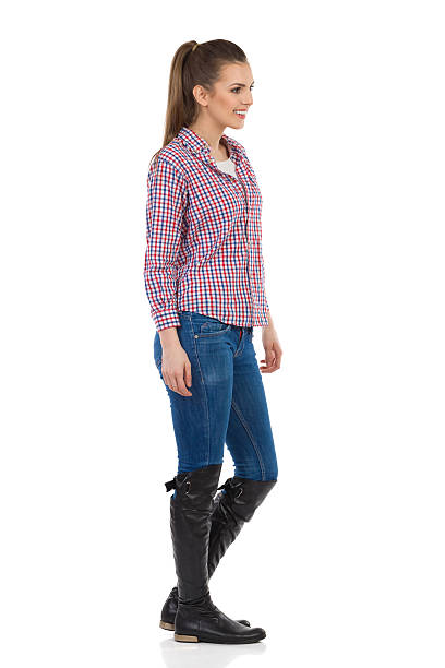istock Casual Girl Side View 513744474